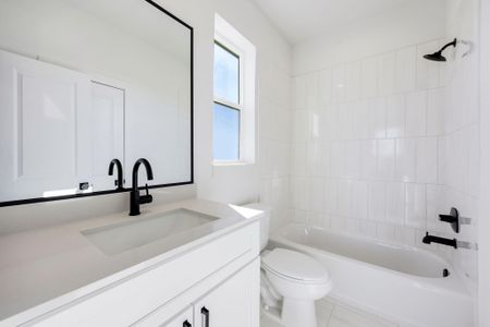 New construction Single-Family house 2810 Mills St, Houston, TX 77026 plan B - image 16