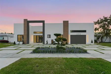 New construction Single-Family house 1304 Se 10Th Ter, Deerfield Beach, FL 33441 - image