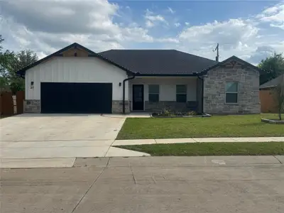 New construction Single-Family house 317 Lakeview Dr, Alvarado, TX 76009 - image