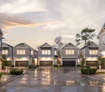 New construction Single-Family house 808 Glowing Dawn Dr, Houston, TX 77018 - photo 0