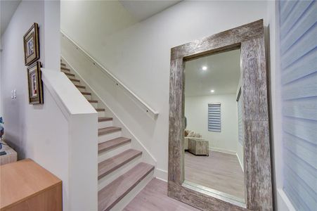 New construction Townhouse house 323 15Th St N, St. Petersburg, FL 33705 - image 10
