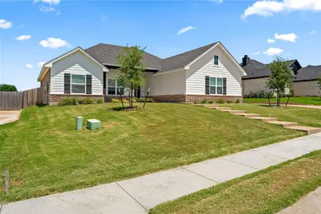 New construction Single-Family house 10117 Castleberry Ln, Waco, TX 76712 - image