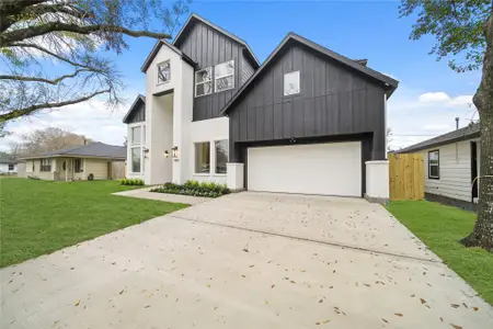 New construction Single-Family house 7407 Janak Dr, Houston, TX 77055 - image