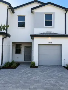 New construction Townhouse house 35912 Sw 179Th Path, Homestead, FL 33034 - image