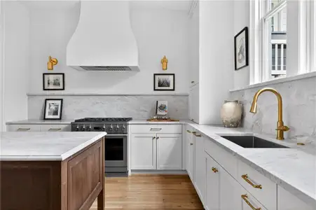 New construction Single-Family house 100 Sheridan Dr Ne, Atlanta, GA 30305 - image 8
