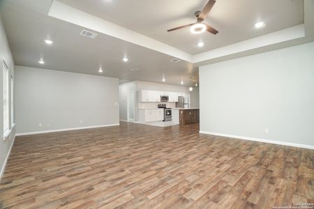 New construction Single-Family house 3715 Commercial Ave, San Antonio, TX 78221 null- photo 8 8