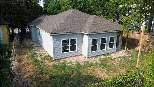 New construction Single-Family house 3425 Drew St, Houston, TX 77004 - image