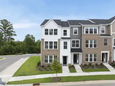 New construction Townhouse house 303 Chesapeake Commons St, Unit 99, Garner, NC 27529 - image