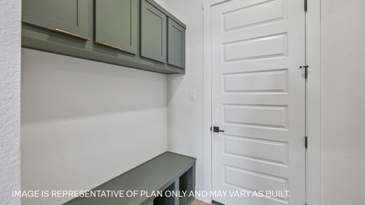 New construction Single-Family house 4917 Turquesa Dr, Spicewood, TX 78669 plan The Crowley - image 12