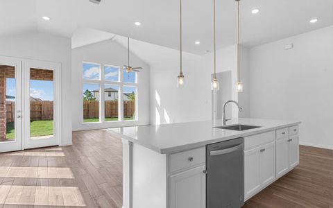 New construction Single-Family house 7314 Prairie Lakeshore Ln, Katy, TX 77493 plan Norwich - image 8