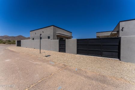 New construction Single-Family house 12560 E Cochise Dr, Scottsdale, AZ 85259 null- photo 43 43