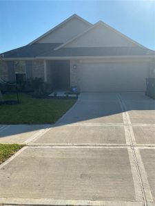 New construction Single-Family house 333 Bryan Way, Angleton, TX 77515 - photo 0