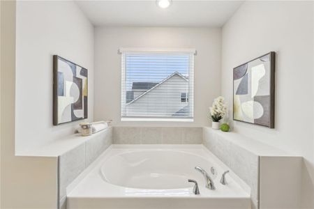 New construction Single-Family house 1352 Stephens View Dr, Loganville, GA 30052 - image 15