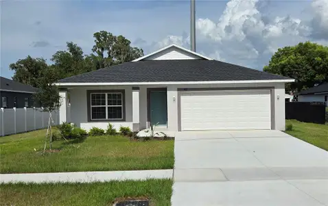 New construction Single-Family house 906 7Th, Wimauma, FL 33598 - image