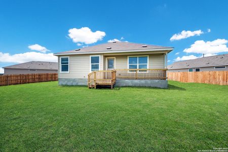 New construction Single-Family house 7122 Sapphire Rdg, San Antonio, TX 78263 Huxley- photo 20 20