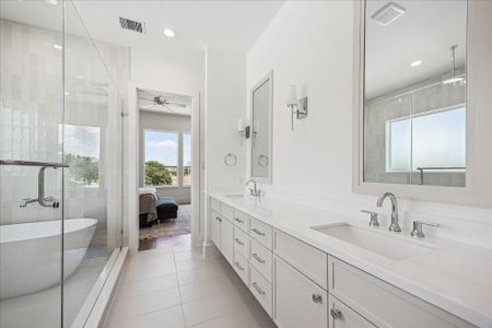 New construction Single-Family house 310 Fowler St, Houston, TX 77007 - image 18