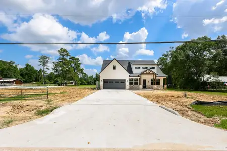 New construction Single-Family house 8806 Dogwood Dr, Tomball, TX 77375 - image