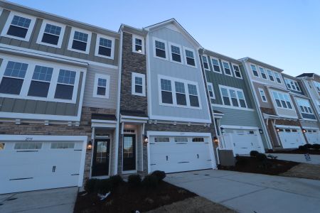 New construction Townhouse house 2717 Hunter Woods Dr, Apex, NC 27502 Buckingham - Front Entry Townhomes- photo 58 58