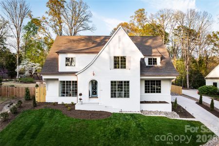 New construction Single-Family house 444 Hunter Ln, Charlotte, NC 28211 - image