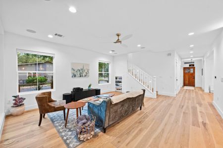 New construction Single-Family house 7310 Woodrow St, Austin, TX 78757 - image 6