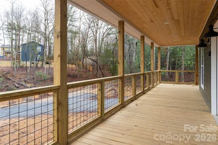 New construction Single-Family house 204 Cascade Ridge Rd, Fairview, NC 28730 - image