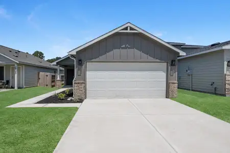 New construction Single-Family house 18737 Loom Dr, Conroe, TX 77306 plan Camellia - image