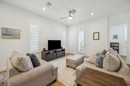 New construction Single-Family house 930 Dunleigh Meadows Ln, Houston, TX 77055 null- photo 8 8