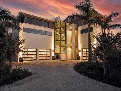 New construction Single-Family house 104 Sunset Ln, Holmes Beach, FL 34217 - image