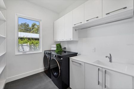 New construction Single-Family house 2234 Hibiscus St, Sarasota, FL 34239 - image