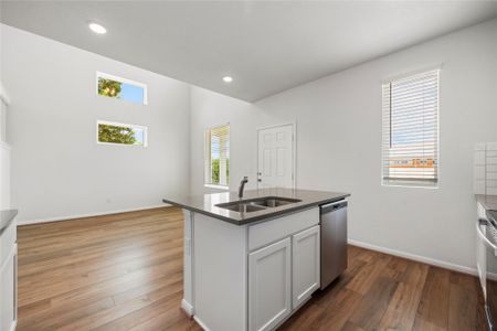 New construction Townhouse house 500 Municipal Dr, Unit 106, Leander, TX 78641 null- photo 13 13