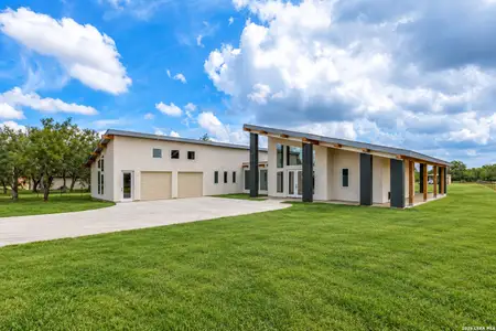New construction Single-Family house 21660 Senior Rd, Von Ormy, TX 78073 - image