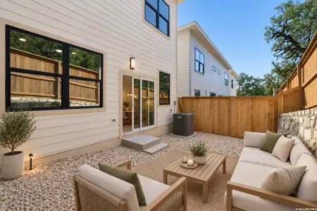 New construction Single-Family house 11710 Vance Jackson Rd, Unit 302, San Antonio, TX 78230 - image