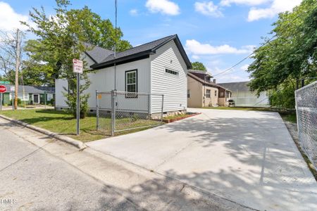 New construction Single-Family house 1300 Atlantic St E, Wilson, NC 27893 - image