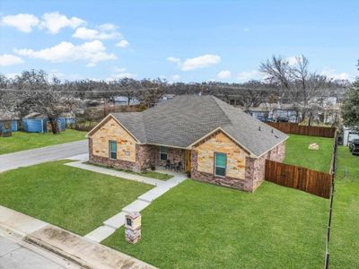 View of front of home with a front yard