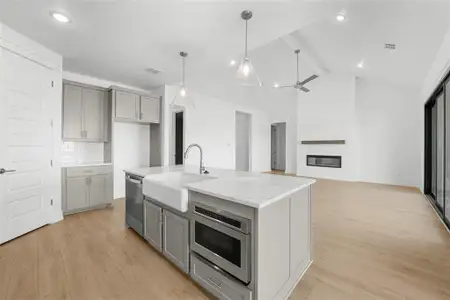 New construction Single-Family house 305 Boots Ct, Lorena, TX 76655 plan Kickapoo Creek - image 11