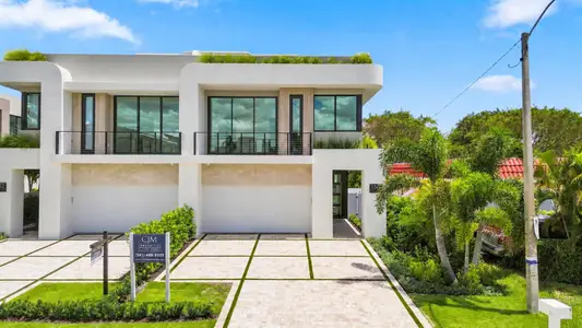 New construction Townhouse house 130 Ne Wavecrest Wy, Boca Raton, FL 33432 - image