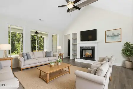 New construction Single-Family house 776 Shadetree Rd, Benson, NC 27504 - image 4