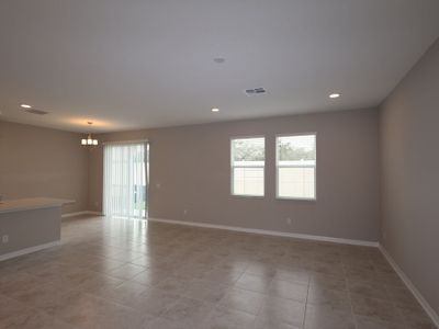 New construction Single-Family house 3189 Fall Harvest Dr, Zephyrhills, FL 33540 plan Castellana - image 10
