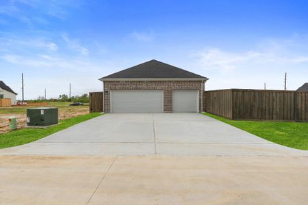 New construction Single-Family house 12139 Canal View Blvd, Mont Belvieu, TX 77580 - image