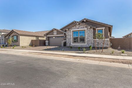 New construction Single-Family house 21771 E Roundup Way, Queen Creek, AZ 85142 null- photo 29 29