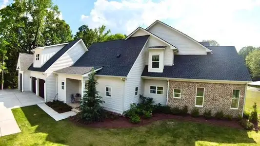 New construction Single-Family house 985 Whitehead Rd, Sugar Hill, GA 30518 - image