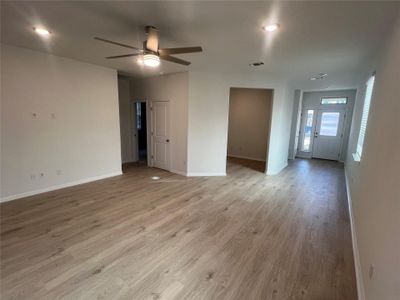New construction Single-Family house 542 Backstays Lp, Kyle, TX 78640 null- photo 7 7