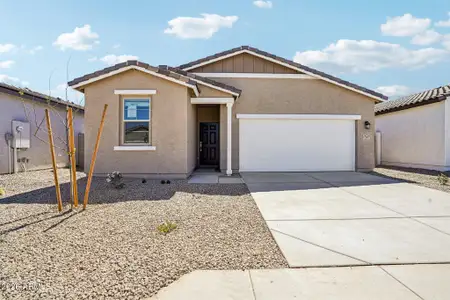 New construction Single-Family house 47637 W Kenner Dr, Maricopa, AZ 85139 plan Iris - image