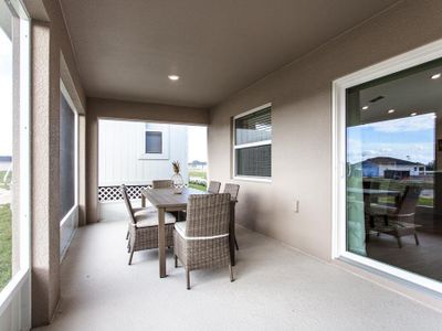 Spacious covered lanai