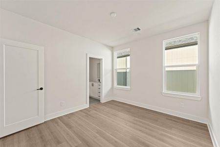 New construction Single-Family house 5311 Teodoro Ln, Houston, TX 77091 - image 18