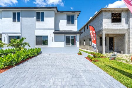 New construction Townhouse house 22561 Sw 125 Ave, Unit B, Miami, FL 33170 - photo 0