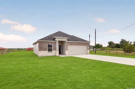 New construction Single-Family house 285 Medina Verde Dr, Natalia, TX 78059 - image