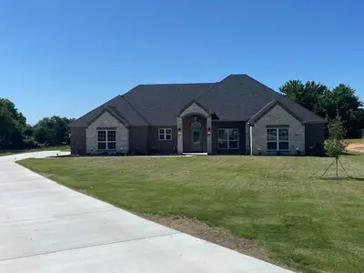 New construction Single-Family house 1042 Katie Ct, Reno, TX 76020 - image