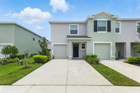 New construction Townhouse house 17218 Amber Aspen Wy, Land O' Lakes, FL 34638 - image