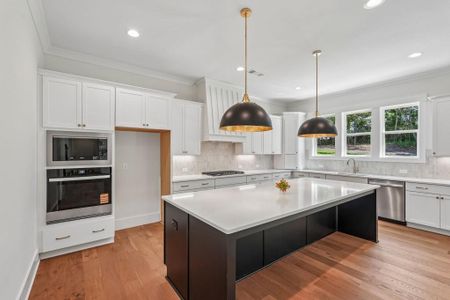 New construction Single-Family house 4510 Greyson Manor Dr, Cumming, GA 30041 plan Chatsworth - image 8
